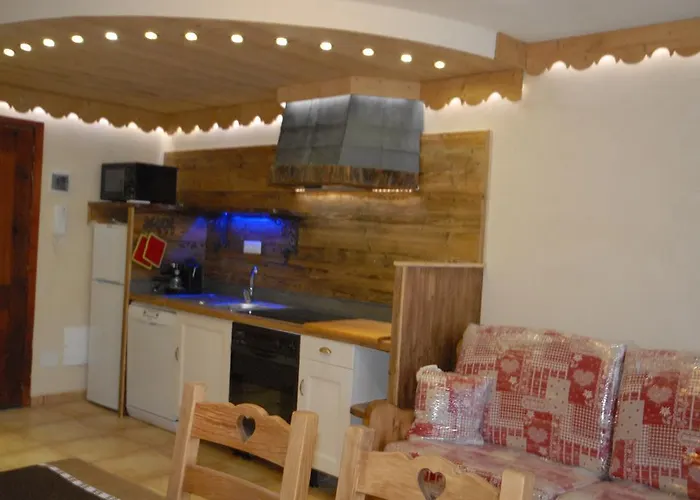 Piolet Panoramic شقة *