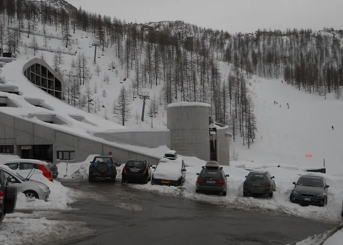 Piolet Panoramic شقة *