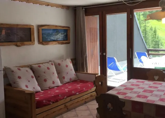 Piolet Panoramic شقة بيريوِل تْشيرفينيا